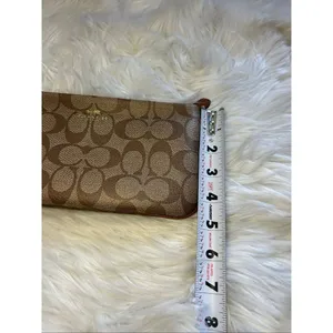 Coach Large Wristlet Clutch Top Zip Brown $125 signature C used thumbnail 9