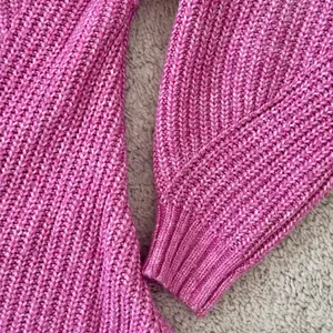 American Eagle AEO Pink Crew Neck Sweater Medium Cozy Split Hem thumbnail 4