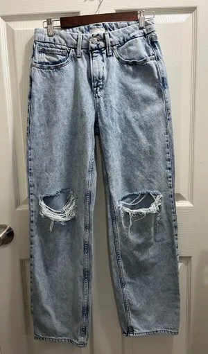 Good American Good 90s Relaxed Straight Leg Distressed Jeans Size 2/26 thumbnail 1