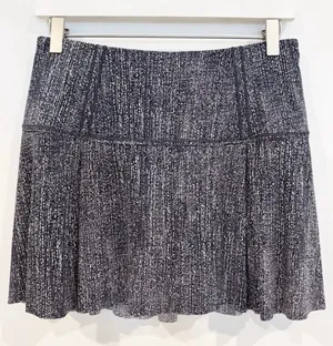 Lululemon‎ Lost in Pace Skort Size 6 Tall Black Country Club Preppy Tennis Prep thumbnail 1