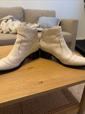 Fergalicious Textured Cream Ankle Boots with Side Zip thumbnail 7