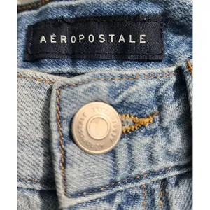 Aeropostale Light‎ Wash Mom Shorts Distressed Denim High Rise Summer Festival thumbnail 3