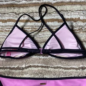 Victoria’s Secret’s 2 piece bikini​​ thumbnail 6