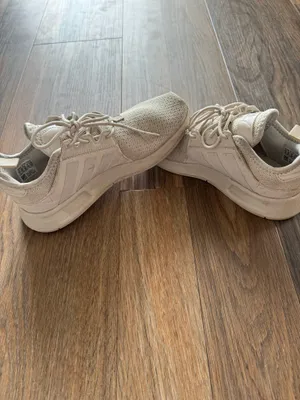Adidas Women’s Shoes thumbnail 6