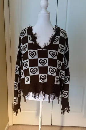Brown and Cream Heart-Check Distressed oversized V-Neck Sweater thumbnail 1