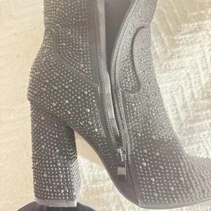 Forever Black Rhinestone Western Boots - Size 6.5 thumbnail 1