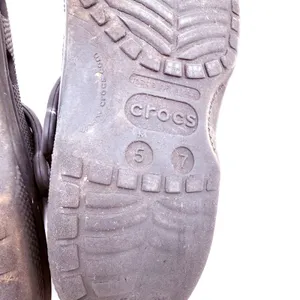 Crocs Black Classic Clog Sandals Size M5 W7 thumbnail 8