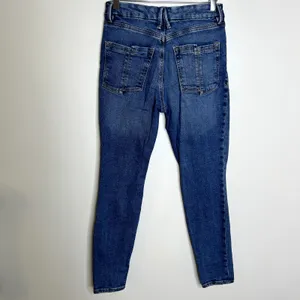 Good American Good Legs High Rise Jeans thumbnail 4