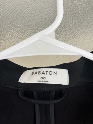 Babaton Aritzia Cropped Black Blazer thumbnail 2