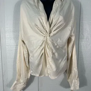 Topshop Knot Front Ivory Satin Long Sleeve V Neck Top Size 4 NWT thumbnail 6