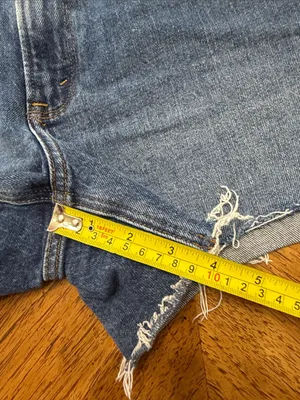 Abercrombie and Fitch 4” Mom Short thumbnail 5