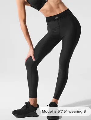 Alo Yoga Leggings thumbnail 1