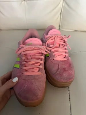 Pink Adidas Women’s Shoes thumbnail 2