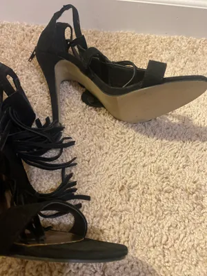 Madden Girl Suede Balck Heels Size 7.5 thumbnail 3