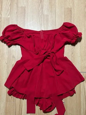 Red Off-Shoulder Tie-Waist flowy dress romper built in shorts. Ladies small thumbnail 2