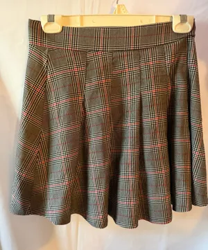 Papaya Pleated Glen Plaid Mini Skirt in Gray with Subtle Red Accents thumbnail 1