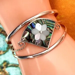 Vintage Alpaca Mexico Abalone Mother of Pearl Flower Cuff Bracelet thumbnail 1