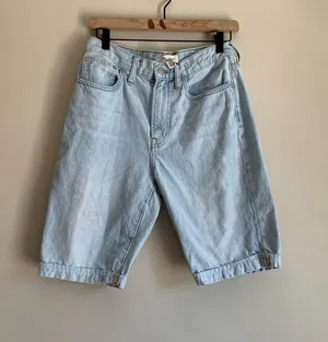 Madewell Light Blue Denim Bermuda Shorts Women Size 27 Perfect Vintage Jean thumbnail 1