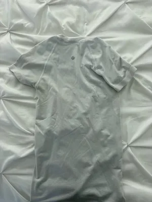 Lululemon Swiftly Tech Short Sleeve thumbnail 2