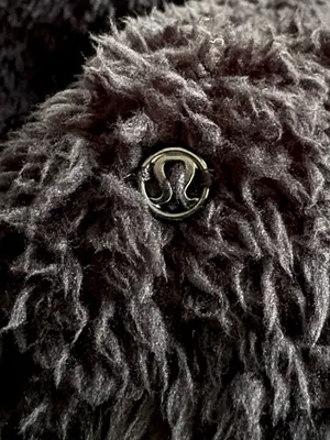 Lululemon Warmth Restore Sherpa Funnel Neck Pullover Black Size thumbnail 13
