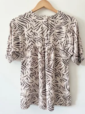 Jessica Simpson Women Short Sleeve Animal Print Blouse (Med) O216 thumbnail 8