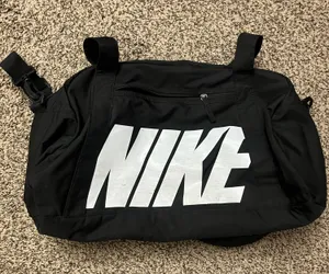 Nike Duffel Bag thumbnail 1