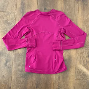 Lululemon Runderful Long Sleeve Top Size 4 Deep Fuchsia Reflective Stretch Runni thumbnail 5