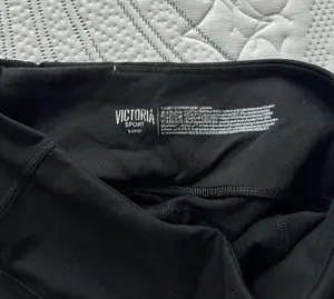 Victoria's Secret Sport Leggings thumbnail 4
