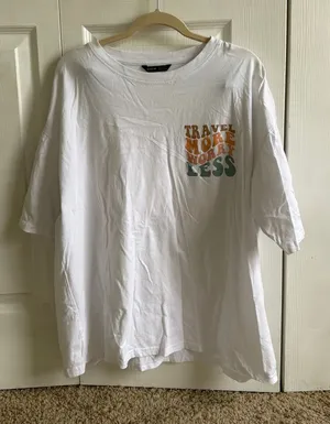 White Shein T-Shirt thumbnail 1