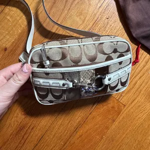 Coach Y2K Signature Patchwork Fanny Pack Belt Bag Small Tan White Canvas Leather thumbnail 4