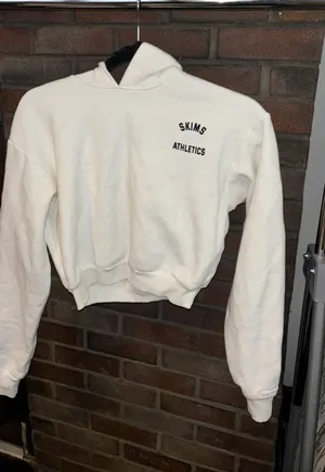 Skims boxy cropped hoodie thumbnail 1