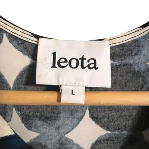 Leota Felicity Dress L Midnight Moon Ruffle Faux Wrap Tie Waist thumbnail 4