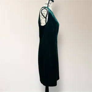 Elie Tahari Green Velvet Sheath Sleeveless Dress‎ Cutout Autumn Wedding Guest thumbnail 4