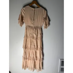 NWT storia lace‎ tiered v neck maxi dress peach size small thumbnail 2