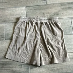 H&M lounge shorts thumbnail 4