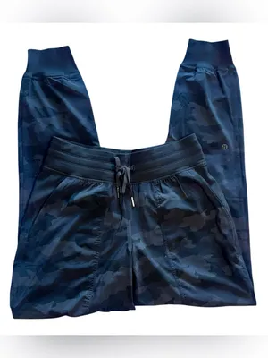 Lululemon Dance Studio Mid-Rise Joggers thumbnail 2