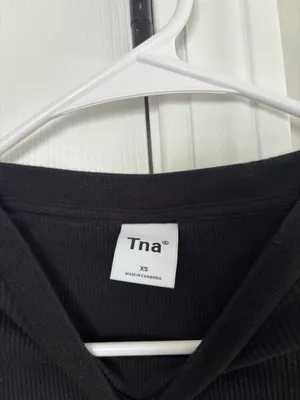 Aritzia TNA Long Sleeve thumbnail 3