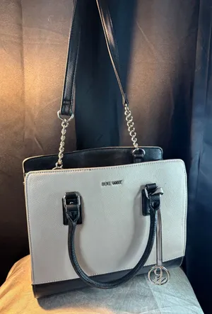 Nine West Black Cream Two Tone Satchel Handbag Silver Hardware Shoulder Bag thumbnail 1
