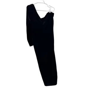 Lulu's Elegant Black Velvet One Shoulder Dress high slit XXL event party formal thumbnail 2