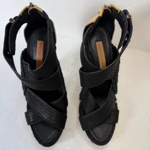 BCBG Maxazria Fritz Open Toe Heels Women's 7B Black Woven Strappy 5" Heel thumbnail 2