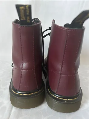 Dr. Martens Leyton Cherry Red Smooth Leather 7 Eye Lace-Up Boots **Size 6** 🍒🍒 thumbnail 6