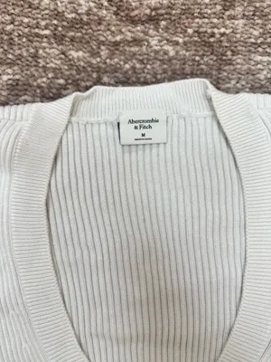 Abercrombie Cream Sweater Knit thumbnail 3
