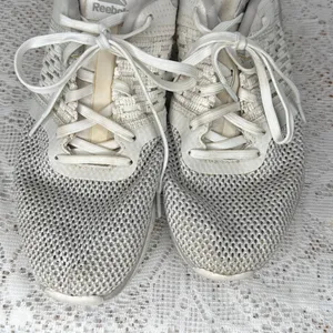 Reebok white PT Prime lightweight workout shoes sneakers sz 8 thumbnail 2