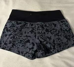Lululemon Shorts thumbnail 2