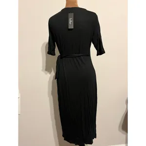 Lulus Forget Me Knot Black Midi Wrap Dress in Size M NWT! thumbnail 10