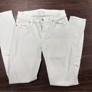 7 For All Mankind Women's Light Blue Straight Leg Jeans‎ size 26 thumbnail 1