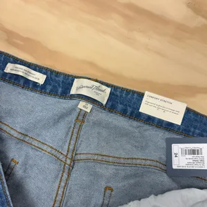 NWT Universal‎ Thread High Rise 90s Straight Leg Jeans Comfort Stretch W24 thumbnail 7