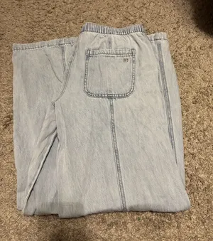 Celebrity Pink Jeans thumbnail 1
