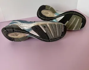 C9 Champion Sneakers, Size 9 thumbnail 4