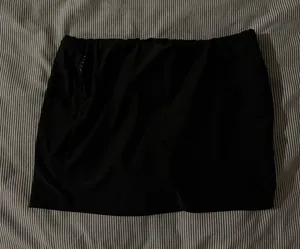 Misguided Black Mini Skirt thumbnail 1